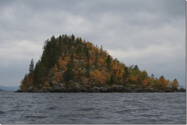 Inari järv kajakiga Inari järv kajakiga